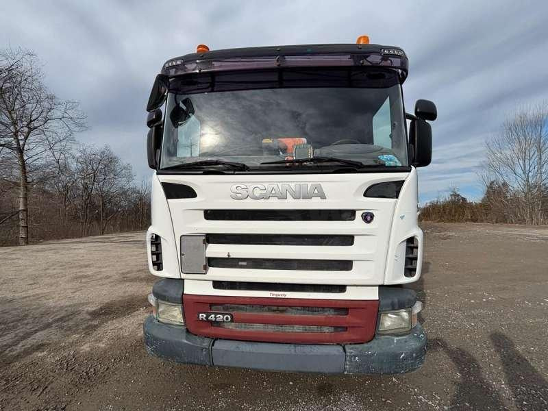 Scania R420 - Platós teherautó: 4 kép. Scania R420 - Platós teherautó: 4 kép.