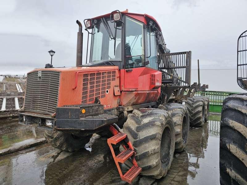 VALMET 840.4 - Erdészeti traktor: 1 kép. VALMET 840.4 - Erdészeti traktor: 1 kép.