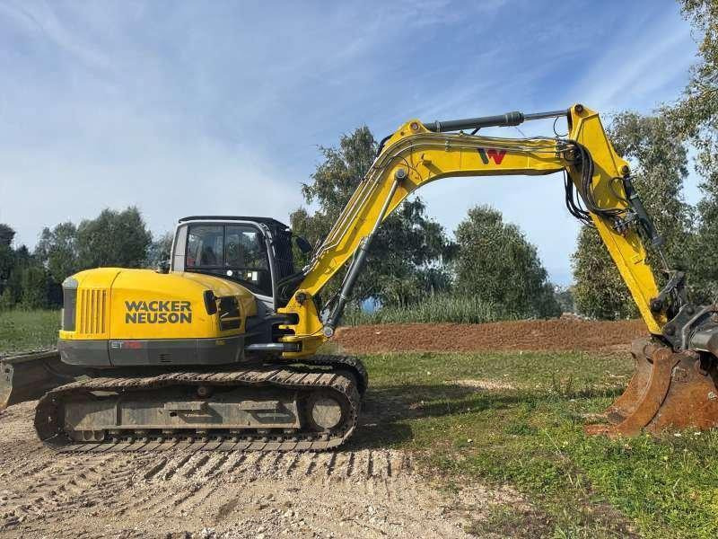 Wacker Neuson ET145 - Lánctalpas kotró: 1 kép. Wacker Neuson ET145 - Lánctalpas kotró: 1 kép.