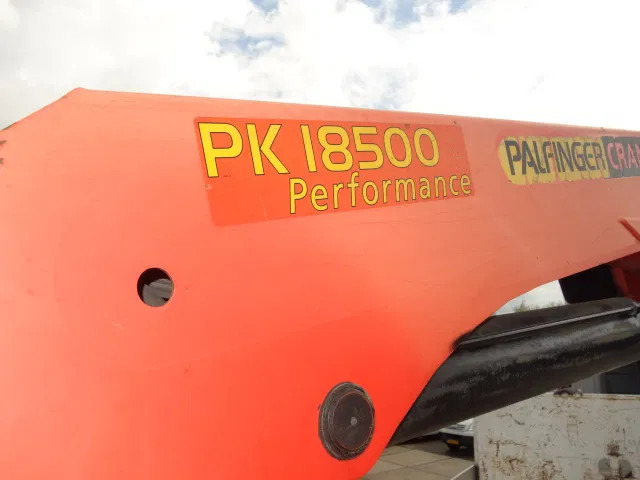 Platós teherautó, Darus autó DAF CF 360 6X4 MANUAL GEAR STEELSPRINGS 18,5 TON PALFINKER: 16 kép.
