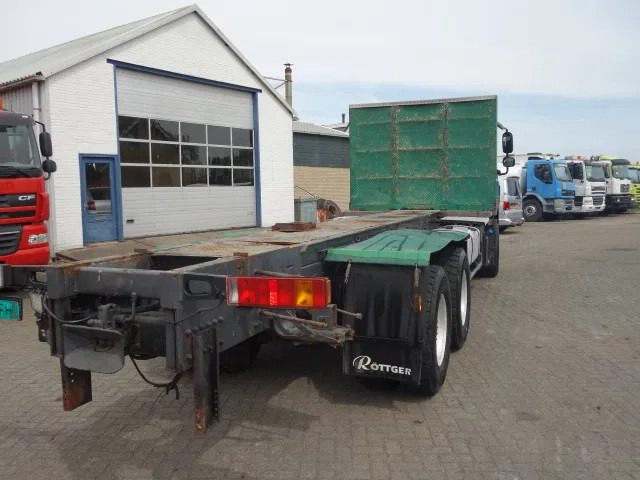 DAF CF85 6X4 460PK MANUAL GEARBOX STEEL SPRINGS - Alvaz teherautó: 3 kép. DAF CF85 6X4 460PK MANUAL GEARBOX STEEL SPRINGS - Alvaz teherautó: 3 kép.