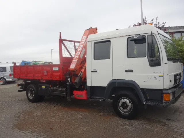 MAN 12.224 DC,8,5 TON ATLAS KRAAN,KIPPER,MANUAL POMP - Billenőplatós teherautó, Darus autó: 3 kép. MAN 12.224 DC,8,5 TON ATLAS KRAAN,KIPPER,MANUAL POMP - Billenőplatós teherautó, Darus autó: 3 kép.
