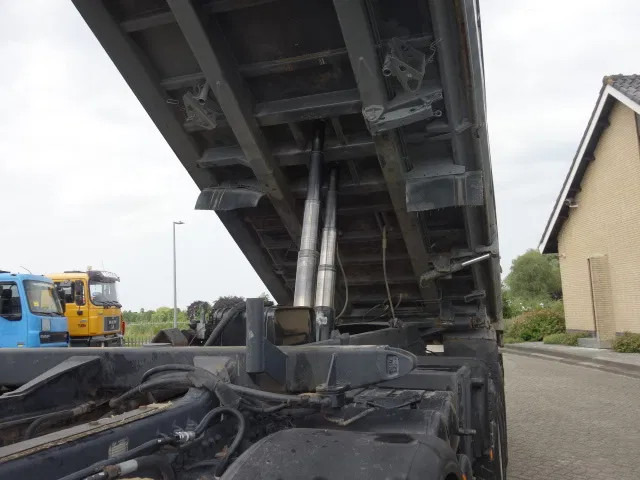 MAN 35-403 meiller kipper 8x6 - Billenőplatós teherautó: 5 kép. MAN 35-403 meiller kipper 8x6 - Billenőplatós teherautó: 5 kép.