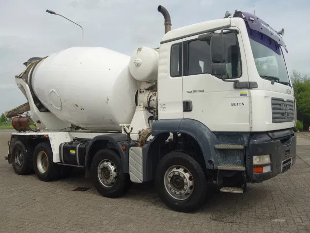 MAN TGA 35.360 8X4 MIXER STEEL SPRINGS BIG AXELS MANUAL FEUL POMP - Betonmixer: 1 kép. MAN TGA 35.360 8X4 MIXER STEEL SPRINGS BIG AXELS MANUAL FEUL POMP - Betonmixer: 1 kép.