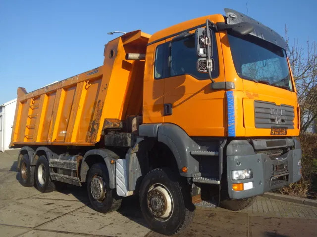 MAN TGA 41.440 8X6 MEILLER 22 CUB MANUAL GEARBOX - Billenőplatós teherautó: 1 kép. MAN TGA 41.440 8X6 MEILLER 22 CUB MANUAL GEARBOX - Billenőplatós teherautó: 1 kép.