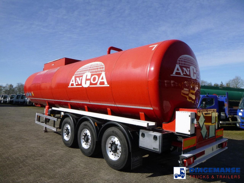 COBO Bitumen tank inox 34 m3 / 1 comp - Tartályos félpótkocsi: 3 kép. COBO Bitumen tank inox 34 m3 / 1 comp - Tartályos félpótkocsi: 3 kép.