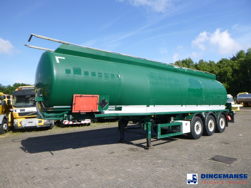 COBO Fuel / lube oil tank alu 37.8 m3 / 1 comp - Tartályos félpótkocsi: 1 kép. COBO Fuel / lube oil tank alu 37.8 m3 / 1 comp - Tartályos félpótkocsi: 1 kép.