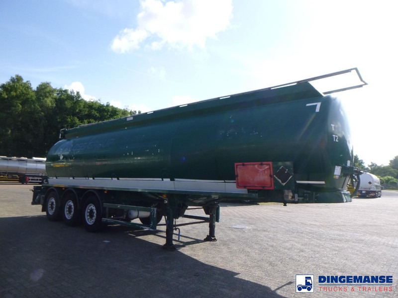 COBO Fuel / lube oil tank alu 37.8 m3 / 1 comp - Tartályos félpótkocsi: 2 kép. COBO Fuel / lube oil tank alu 37.8 m3 / 1 comp - Tartályos félpótkocsi: 2 kép.