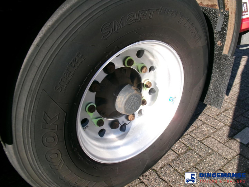 COBO Fuel tank alu 44.7 m3 / 6 comp + pump - Tartályos félpótkocsi: 5 kép. COBO Fuel tank alu 44.7 m3 / 6 comp + pump - Tartályos félpótkocsi: 5 kép.