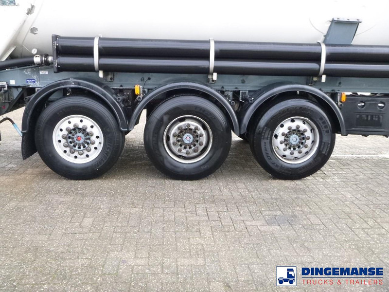 COBO Powder tank alu 58 m3 (tipping) - Tartályos félpótkocsi: 5 kép. COBO Powder tank alu 58 m3 (tipping) - Tartályos félpótkocsi: 5 kép.