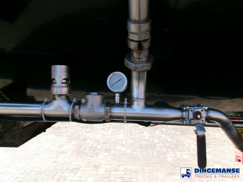 Clayton Bitumen tank inox 33 m3 / 1 comp + ADR - Tartályos félpótkocsi: 5 kép. Clayton Bitumen tank inox 33 m3 / 1 comp + ADR - Tartályos félpótkocsi: 5 kép.