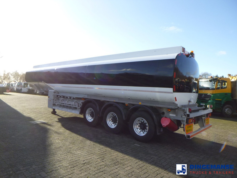 Crane Fruehauf Fuel tank alu 40.4 m3 / 6 comp - Tartályos félpótkocsi: 3 kép. Crane Fruehauf Fuel tank alu 40.4 m3 / 6 comp - Tartályos félpótkocsi: 3 kép.