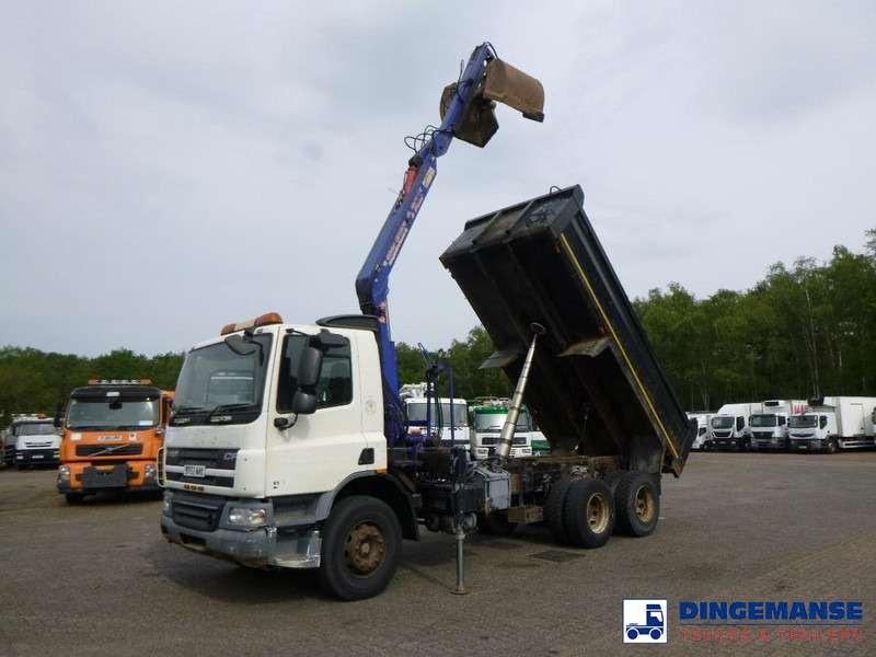 DAF CF 75.310 6x4 RHD tipper + HMF 1144 K-1 + grapple - Darus autó: 1 kép. DAF CF 75.310 6x4 RHD tipper + HMF 1144 K-1 + grapple - Darus autó: 1 kép.