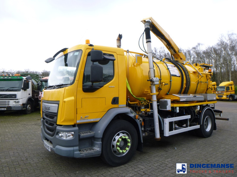 DAF LF 220 4x2 RHD Whale vacuum tank - Szippantós autó: 5 kép. DAF LF 220 4x2 RHD Whale vacuum tank - Szippantós autó: 5 kép.