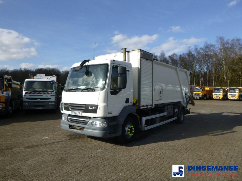 DAF LF 55.220 4X2 RHD Farid refuse truck - Szemetesautó: 1 kép. DAF LF 55.220 4X2 RHD Farid refuse truck - Szemetesautó: 1 kép.