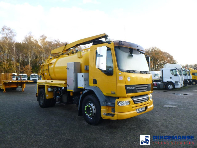 DAF LF 55.220 4X2 RHD Whale vacuum tank 8.1 m3 - Szippantós autó: 2 kép. DAF LF 55.220 4X2 RHD Whale vacuum tank 8.1 m3 - Szippantós autó: 2 kép.