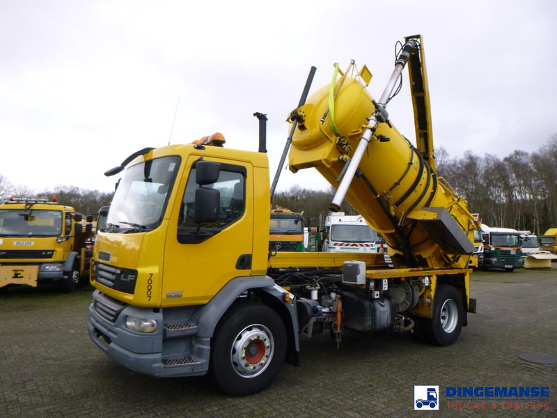 DAF LF 55.220 4X2 Whale vacuum tank 8.1 m3 - Szippantós autó: 1 kép. DAF LF 55.220 4X2 Whale vacuum tank 8.1 m3 - Szippantós autó: 1 kép.