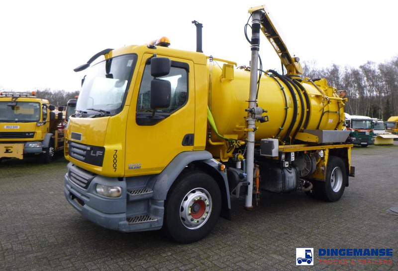 DAF LF 55.220 4X2 Whale vacuum tank 8.1 m3 - Szippantós autó: 5 kép. DAF LF 55.220 4X2 Whale vacuum tank 8.1 m3 - Szippantós autó: 5 kép.
