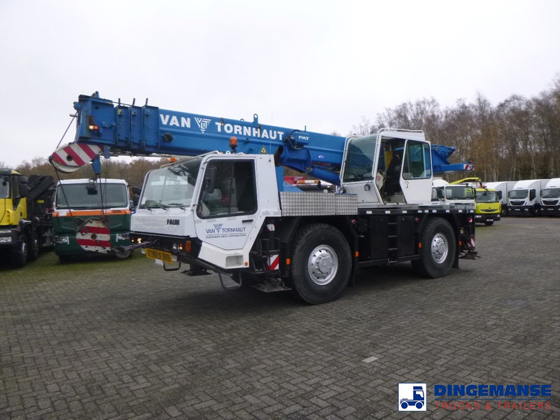 Faun ATF 30-2 4X4 all-terrain crane 30 t / 33 m - Autódaru: 1 kép. Faun ATF 30-2 4X4 all-terrain crane 30 t / 33 m - Autódaru: 1 kép.
