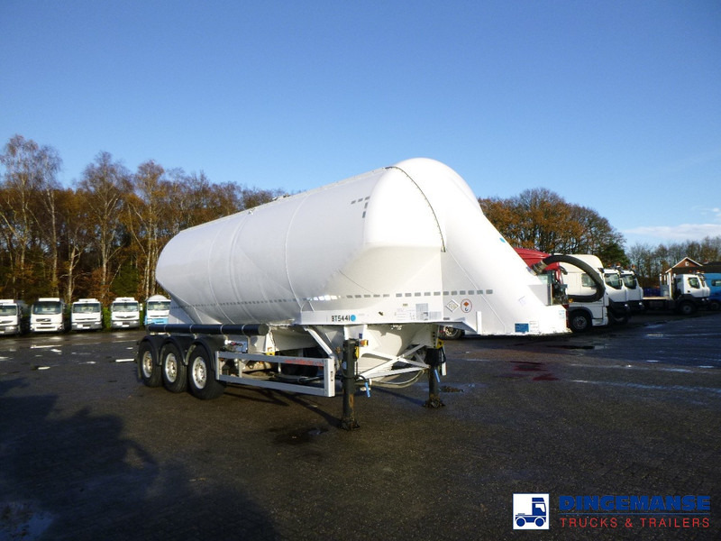 Feldbinder Powder tank alu 36 m3 / 1 comp - Tartályos félpótkocsi: 2 kép. Feldbinder Powder tank alu 36 m3 / 1 comp - Tartályos félpótkocsi: 2 kép.