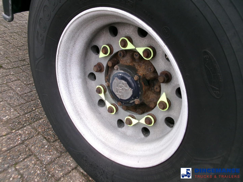 Tartályos félpótkocsi Feldbinder Powder tank alu 38 m3 (tipping): 6 kép. Tartályos félpótkocsi Feldbinder Powder tank alu 38 m3 (tipping): 6 kép.