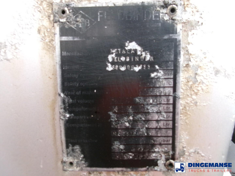 Tartályos félpótkocsi Feldbinder Powder tank alu 38 m3 (tipping): 17 kép. Tartályos félpótkocsi Feldbinder Powder tank alu 38 m3 (tipping): 17 kép.