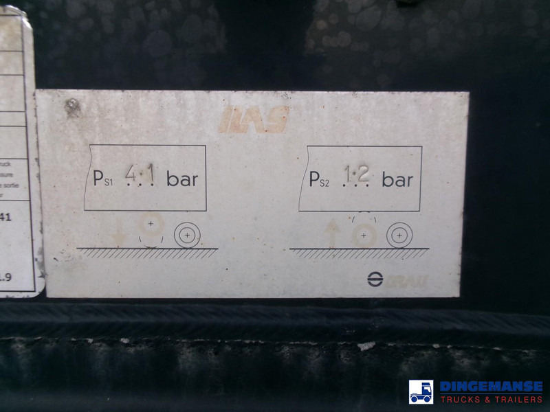 Feldbinder Powder tank alu 38 m3 (tipping) lízing Feldbinder Powder tank alu 38 m3 (tipping): 19 kép. Feldbinder Powder tank alu 38 m3 (tipping) lízing Feldbinder Powder tank alu 38 m3 (tipping): 19 kép.
