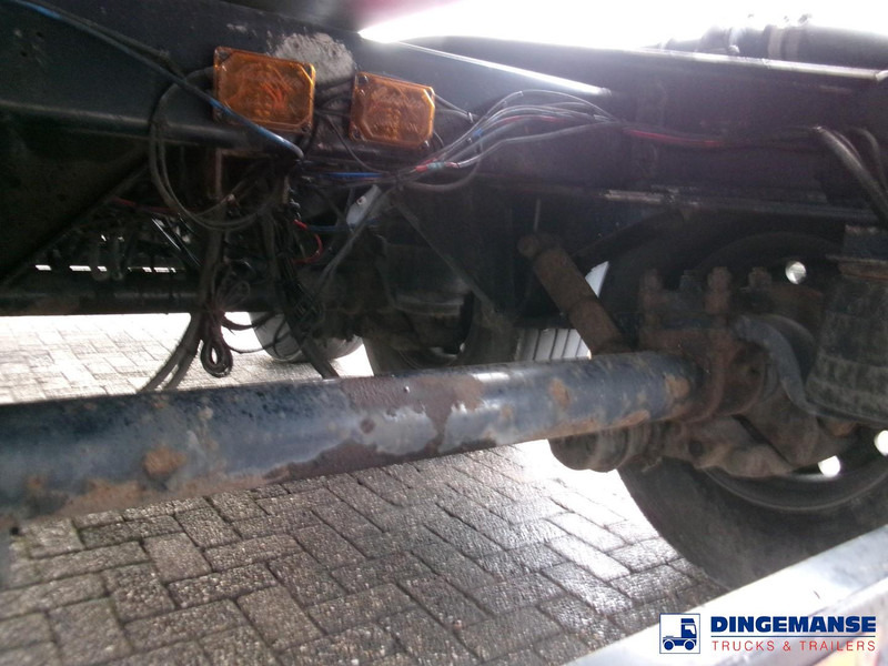 Tartályos félpótkocsi Feldbinder Powder tank alu 38 m3 (tipping): 8 kép. Tartályos félpótkocsi Feldbinder Powder tank alu 38 m3 (tipping): 8 kép.