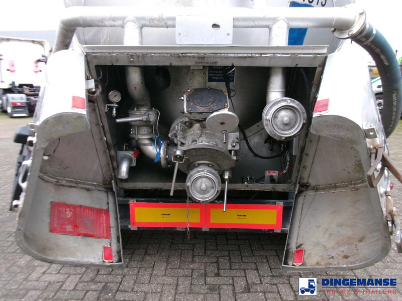 Feldbinder Powder tank alu 38 m3 (tipping) lízing Feldbinder Powder tank alu 38 m3 (tipping): 6 kép. Feldbinder Powder tank alu 38 m3 (tipping) lízing Feldbinder Powder tank alu 38 m3 (tipping): 6 kép.