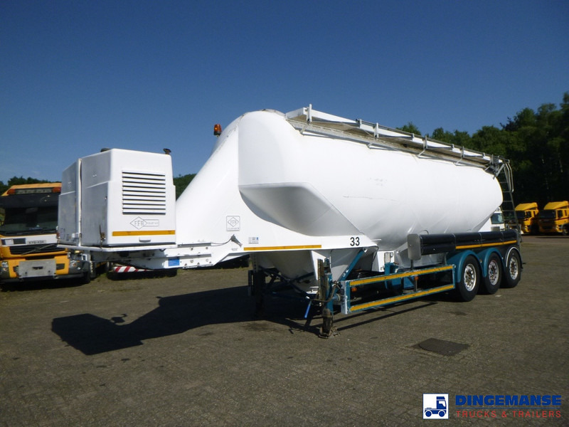 Feldbinder Powder tank alu 40 m3 / 1 comp - Tartályos félpótkocsi: 1 kép. Feldbinder Powder tank alu 40 m3 / 1 comp - Tartályos félpótkocsi: 1 kép.