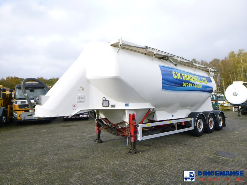 Feldbinder Powder tank alu 40 m3 / 1 comp - Tartályos félpótkocsi: 1 kép. Feldbinder Powder tank alu 40 m3 / 1 comp - Tartályos félpótkocsi: 1 kép.