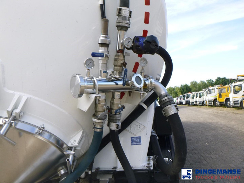 Feldbinder Powder tank alu 63 m3 (tipping) lízing Feldbinder Powder tank alu 63 m3 (tipping): 13 kép. Feldbinder Powder tank alu 63 m3 (tipping) lízing Feldbinder Powder tank alu 63 m3 (tipping): 13 kép.