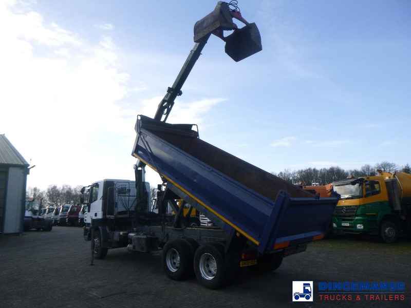 Iveco AD260T33 6X4 RHD tipper + HMF crane - Darus autó: 3 kép. Iveco AD260T33 6X4 RHD tipper + HMF crane - Darus autó: 3 kép.