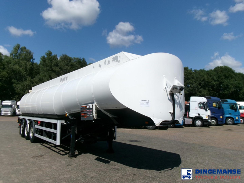 Lakeland Fuel tank alu 42.8 m3 / 6 comp + pump - Tartályos félpótkocsi: 2 kép. Lakeland Fuel tank alu 42.8 m3 / 6 comp + pump - Tartályos félpótkocsi: 2 kép.