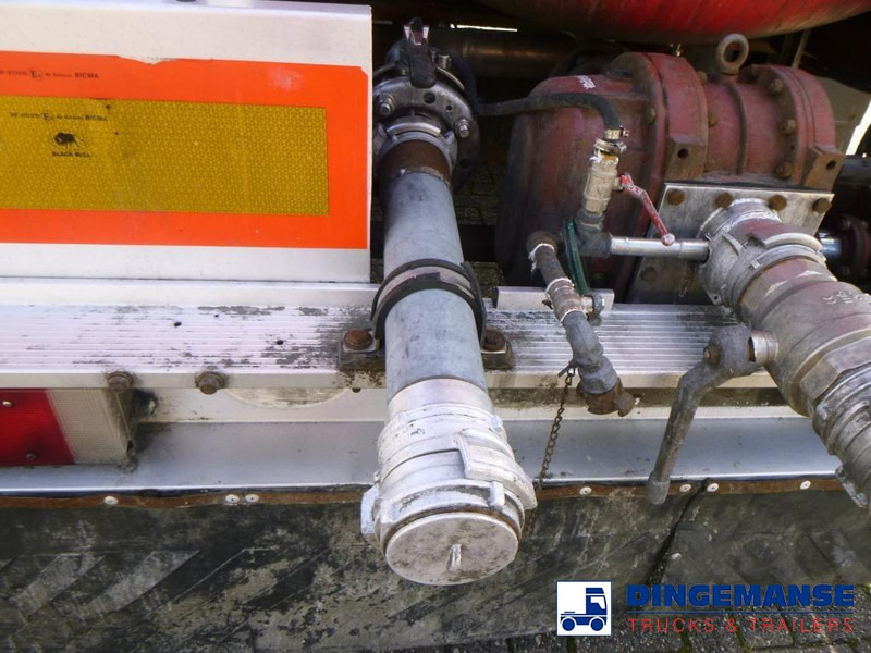 Tartályos félpótkocsi Magyar Food tank inox 25 m3 / 1 comp + pump: 14 kép. Tartályos félpótkocsi Magyar Food tank inox 25 m3 / 1 comp + pump: 14 kép.