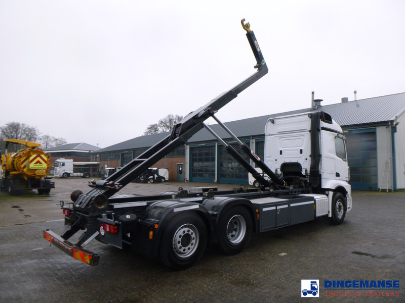 Mercedes-Benz Actros 2843 6x2 Hyva container hook 20t - Horgos rakodó teherautó: 4 kép. Mercedes-Benz Actros 2843 6x2 Hyva container hook 20t - Horgos rakodó teherautó: 4 kép.