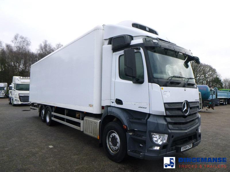 Mercedes-Benz Antos 2533 RHD 6x2 Thermoking T1000R frigo - Hűtős teherautó: 2 kép. Mercedes-Benz Antos 2533 RHD 6x2 Thermoking T1000R frigo - Hűtős teherautó: 2 kép.