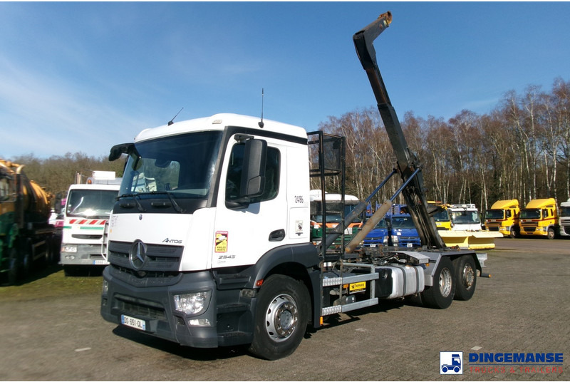Mercedes-Benz Antos 2543 6x2 Euro 6 Marrel container hook 18t - Horgos rakodó teherautó: 1 kép. Mercedes-Benz Antos 2543 6x2 Euro 6 Marrel container hook 18t - Horgos rakodó teherautó: 1 kép.