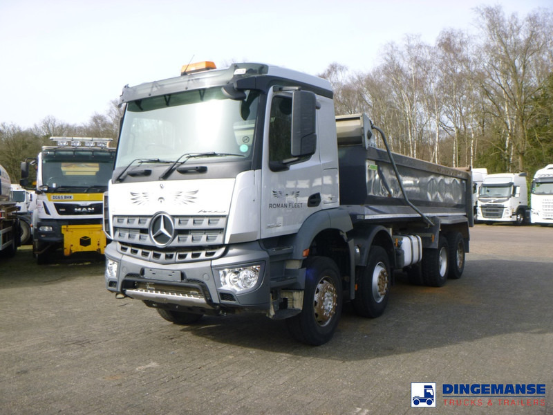 Mercedes-Benz Arocs 3246 8x4 RHD tipper - Billenőplatós teherautó: 5 kép. Mercedes-Benz Arocs 3246 8x4 RHD tipper - Billenőplatós teherautó: 5 kép.