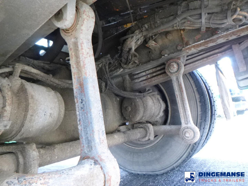 Betonpumpa Mercedes-Benz Atego 1823 4x2 Putzmeister concrete pump 16 m: 9 kép. Betonpumpa Mercedes-Benz Atego 1823 4x2 Putzmeister concrete pump 16 m: 9 kép.