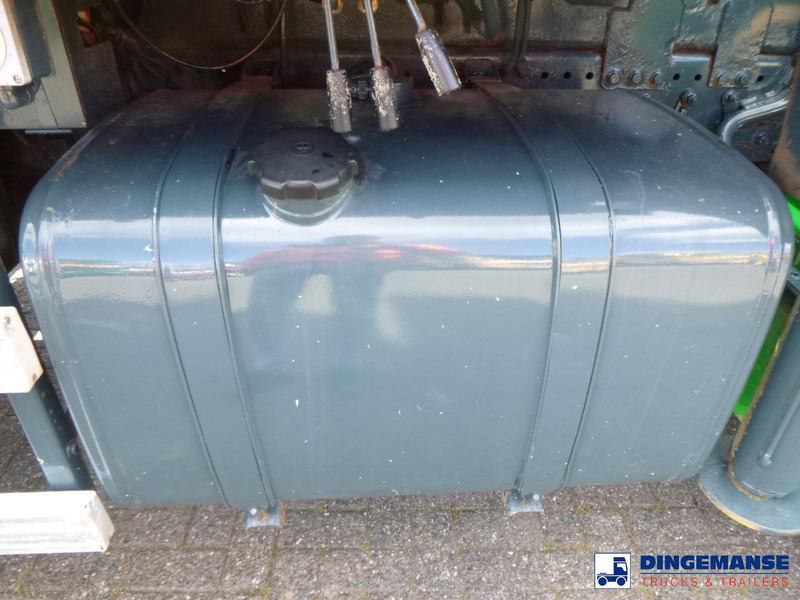 Betonpumpa Mercedes-Benz Atego 1823 4x2 Putzmeister concrete pump 16 m: 6 kép. Betonpumpa Mercedes-Benz Atego 1823 4x2 Putzmeister concrete pump 16 m: 6 kép.