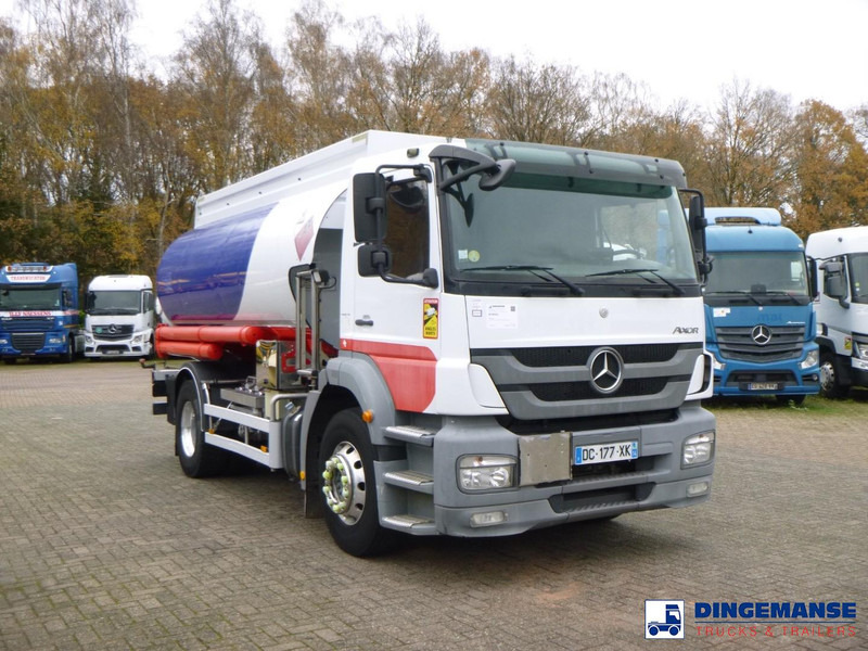 Mercedes-Benz Axor 1824 4x2 fuel tank 14.2 m3 / 4 comp - Tartályos teherautó: 2 kép. Mercedes-Benz Axor 1824 4x2 fuel tank 14.2 m3 / 4 comp - Tartályos teherautó: 2 kép.