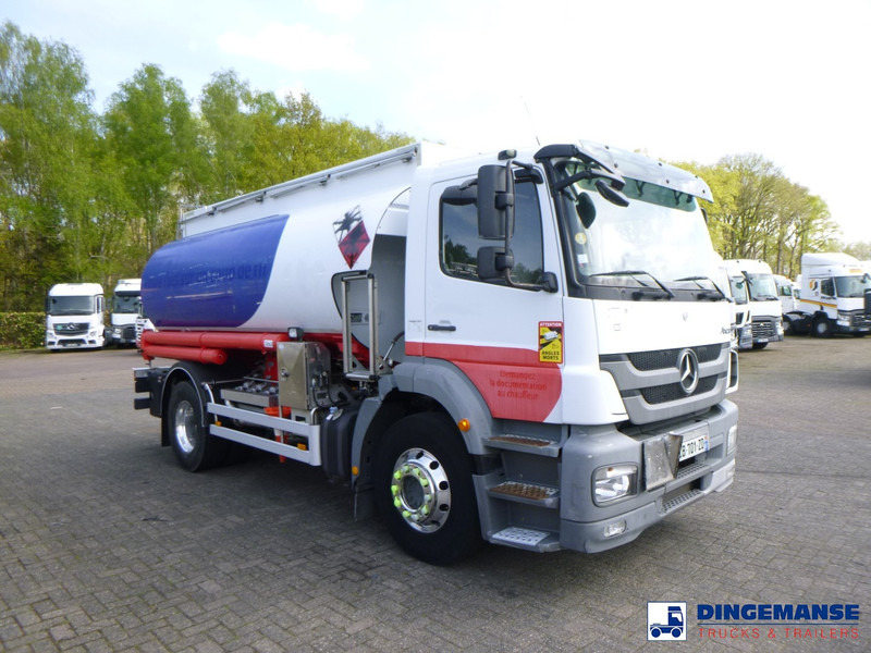 Mercedes-Benz Axor 1824 4x2 fuel tank 14.2 m3 / 4 comp - Tartályos teherautó: 2 kép. Mercedes-Benz Axor 1824 4x2 fuel tank 14.2 m3 / 4 comp - Tartályos teherautó: 2 kép.