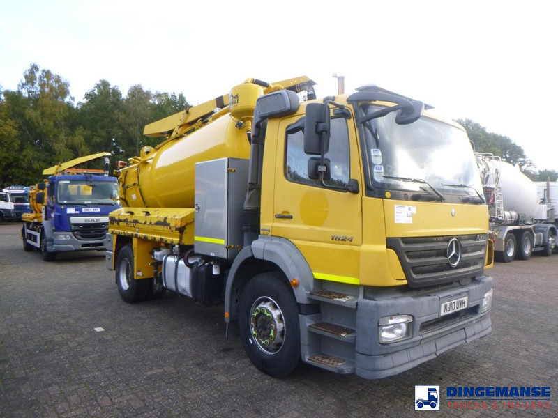 Mercedes-Benz Axor 1824 4x2 vacuum tank 8.1 m3 - Szippantós autó: 2 kép. Mercedes-Benz Axor 1824 4x2 vacuum tank 8.1 m3 - Szippantós autó: 2 kép.