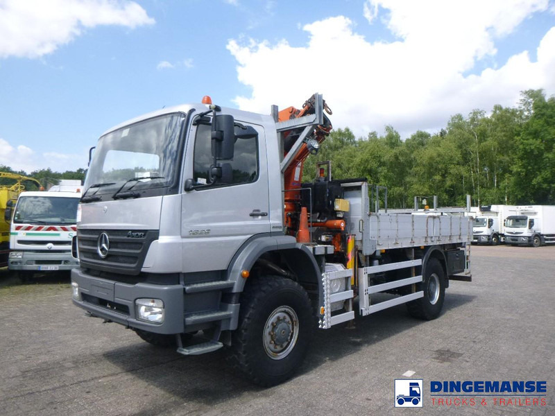 Mercedes-Benz Axor 1829 4x4 RHD + Atlas 85.2 A5L - Darus autó: 1 kép. Mercedes-Benz Axor 1829 4x4 RHD + Atlas 85.2 A5L - Darus autó: 1 kép.