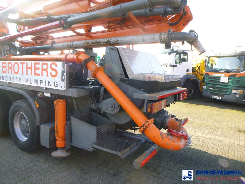 Betonpumpa Mercedes-Benz Axor 2633 6x4 RHD Sermac SCL 130 concrete pump 32 m: 8 kép.