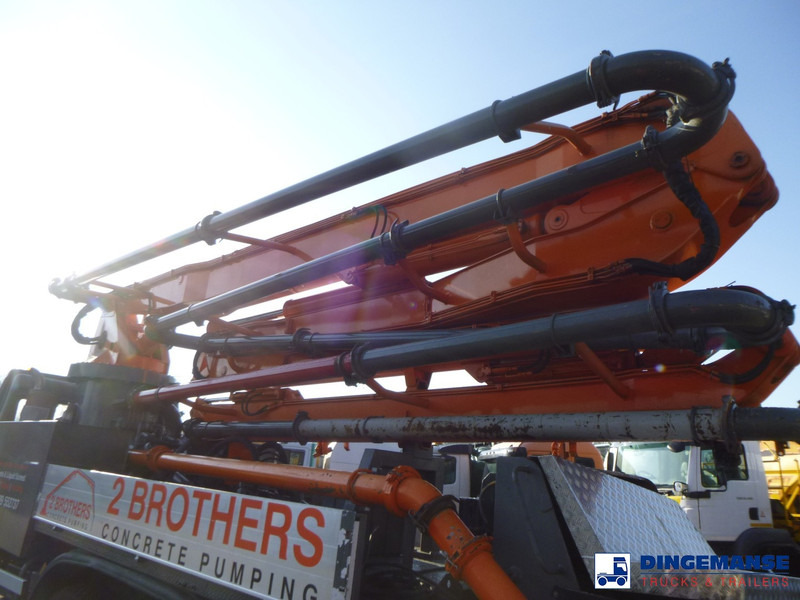 Betonpumpa Mercedes-Benz Axor 2633 6x4 RHD Sermac SCL 130 concrete pump 32 m: 10 kép.