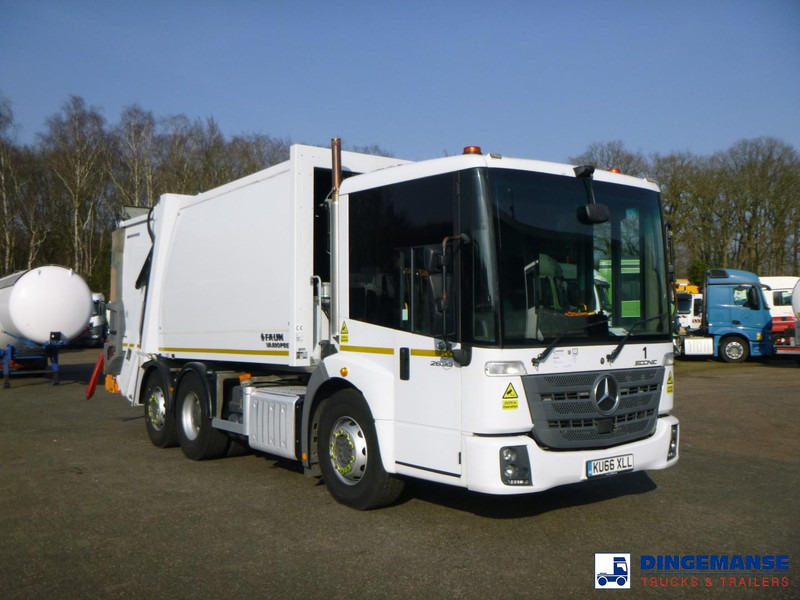 Mercedes-Benz Econic 2630 6x2 RHD Faun refuse truck - Szemetesautó: 2 kép. Mercedes-Benz Econic 2630 6x2 RHD Faun refuse truck - Szemetesautó: 2 kép.