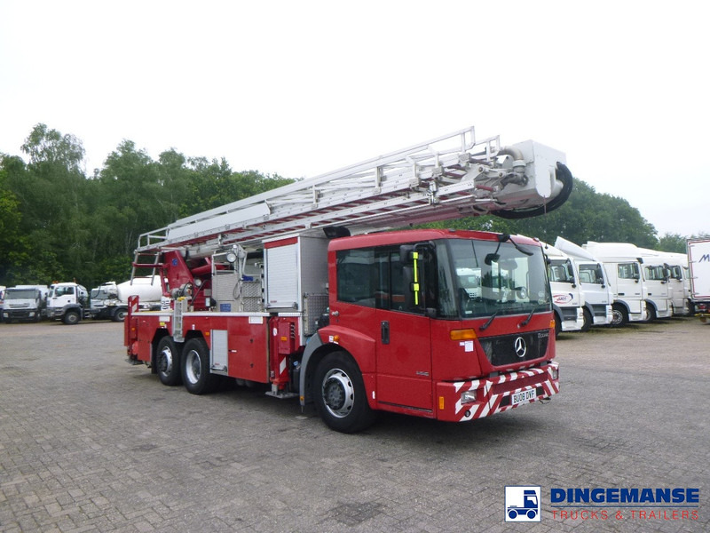 Mercedes-Benz Econic 6x2 RHD Magirus ALP325 fire truck - Tűzoltóautó: 2 kép. Mercedes-Benz Econic 6x2 RHD Magirus ALP325 fire truck - Tűzoltóautó: 2 kép.