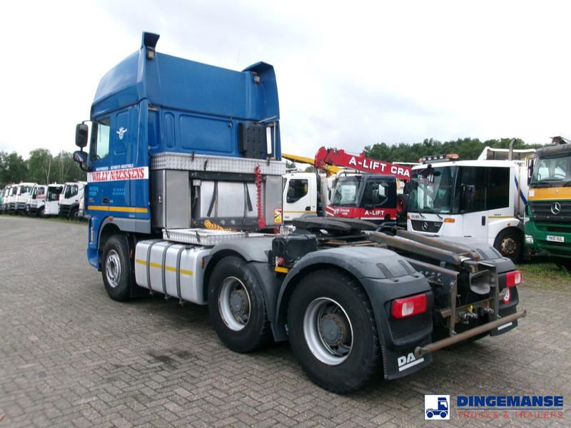 DAF XF 105.510 6X4 manual gearbox + hydraulics - Nyergesvontató: 4 kép. DAF XF 105.510 6X4 manual gearbox + hydraulics - Nyergesvontató: 4 kép.